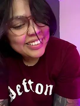 Stripchat Free Live Porn of miacanela_xo