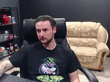 Stripchat Nude Webcam of MihasikD