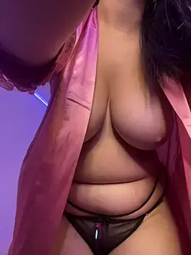 Stripchat Live Porn of Alice777_