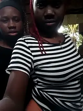 Stripchat Watch Live Sex Cams of Black_juicy24