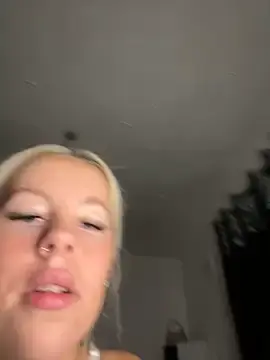 Stripchat Watch Live Sex Cams of XBlonde_spiceX