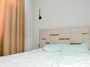 Stripchat Live Porn of Lola_Peach