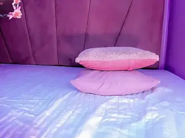 Stripchat Sex Cam of ValeriaAguilar