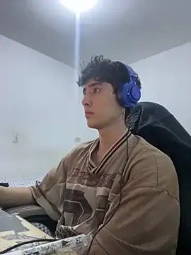 Stripchat Adult Webcam of gojo_satoru_18