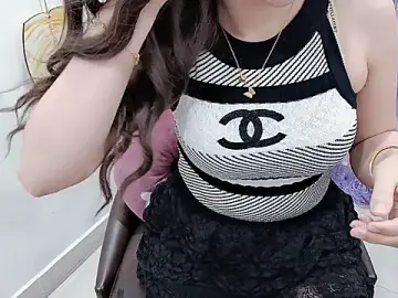 Stripchat Watch Live Sex Cams of Ari-sweety