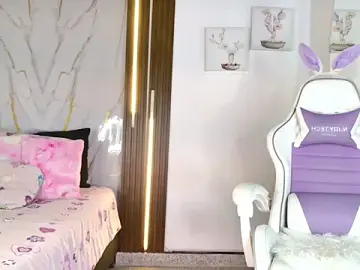 Stripchat Best Webcam of mia_099