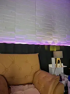 Stripchat Watch Live Sex Cams of LunahMiller