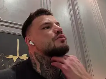 Stripchat Free Porn Cam of OliverSport