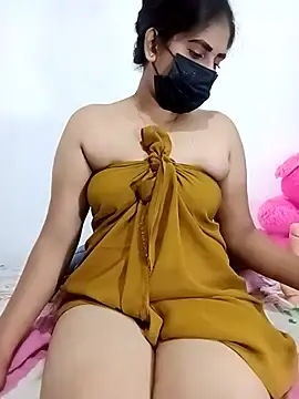 Stripchat Live Sex Cam of SLZAARA