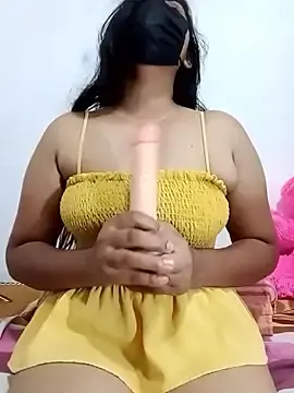 Stripchat Adult Webcam of SLZAARA