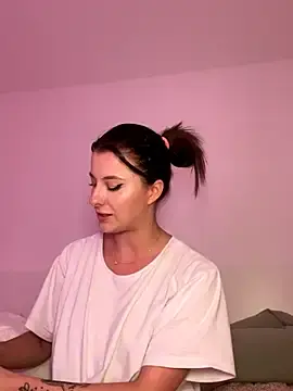 Stripchat Nude Webcam of Mia-Minou