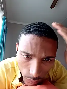 Stripchat Free Live Porn of TOBY_BALLZ