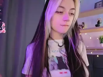 Stripchat Adult Webcams of TristaRoht