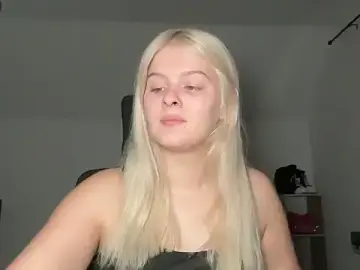 Stripchat Live Porn of Allylove03
