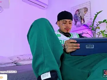 Stripchat Free Porn Cam of JordanSmiith_