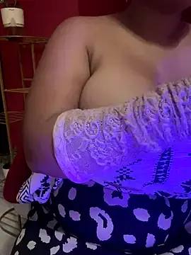 Stripchat Watch Live Sex Cams of Baddie_Princess_