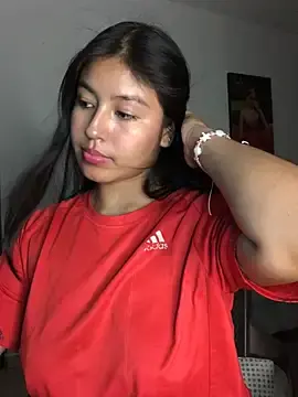 Stripchat Free Porn Cam of EmmaRossem