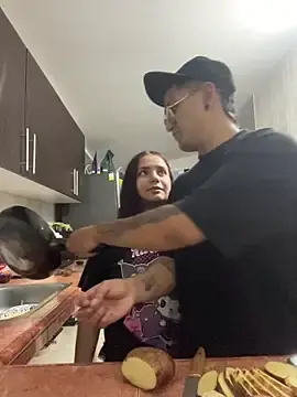 Stripchat Free Live Porn of Ema_kraus