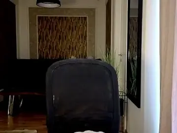 Stripchat Nude Webcam of MiaRouge