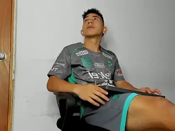 Stripchat Adult Webcams of andrew_rose_