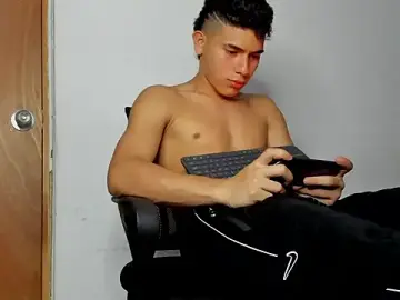 Stripchat Best Webcam of andrew_rose_