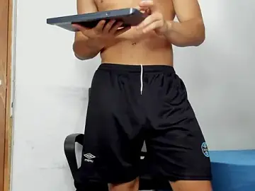 Stripchat Best Webcam of andrew_rose_