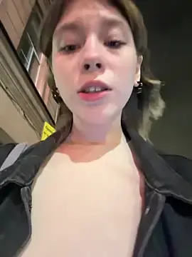 Stripchat Free Porn Cam of Mimiumuy