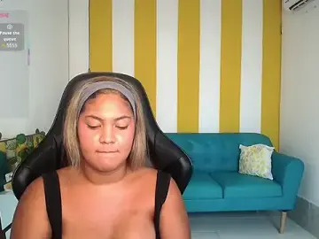 Stripchat Sex Cam of Cristal_War