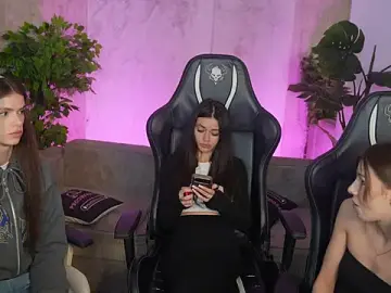 Stripchat Free Live Porn of Selena_Glow