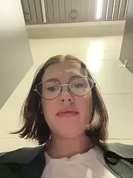 Stripchat Live Sex of RinaCat