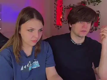 Stripchat Best live sex cam show of RobertAndLinela