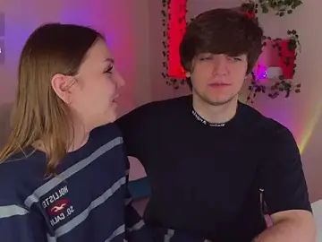 Stripchat Live Porn of RobertAndLinela