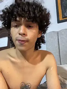 Stripchat Adult Video Chat of Cherry_boy_18