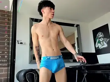 Stripchat Free Live Porn of pretur_cruba1