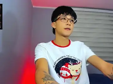 Stripchat Watch Live Sex Cams of tom_Howard