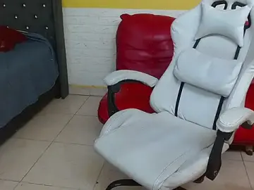 Stripchat Sex Cam of isabeautyx19