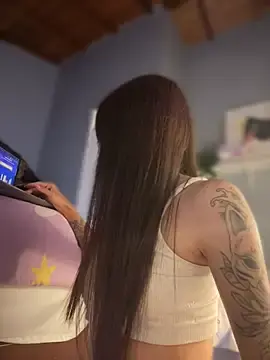 Stripchat Free Live Porn of lauravasquez