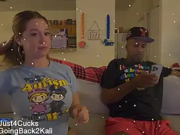 Stripchat Free Porn Cam of boomboomr00m