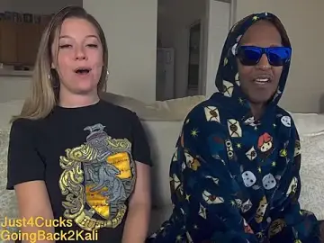 Stripchat Adult Webcam of boomboomr00m