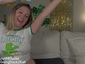 Stripchat Sex Cam of boomboomr00m