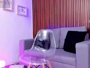 Stripchat Nude Webcam of Alex_cute77