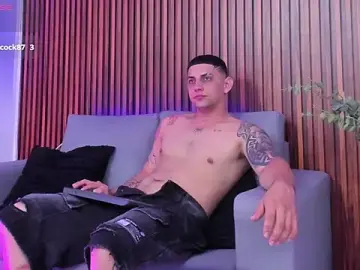 Stripchat Free Porn Cam of Alex_cute77