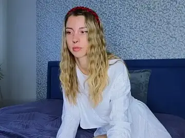 Stripchat Adult Webcams of Kristi_Wolf