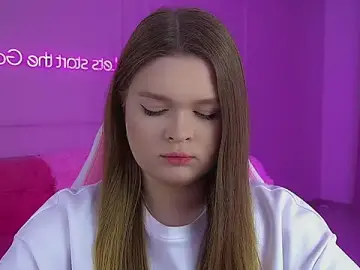 Stripchat Free Porn Cam of CrystalLyons