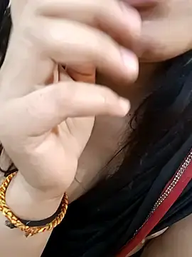 Stripchat Watch Live Sex Cams of CuteSarikaLIVE