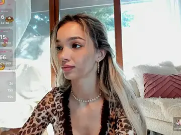 Stripchat Sex Cam of Sassy_Teen