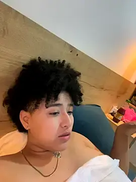 Stripchat Live Porn of liaamoretz