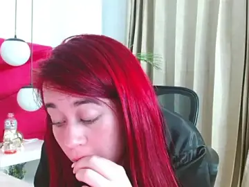 Stripchat Adult Webcam of Sophie_ponce