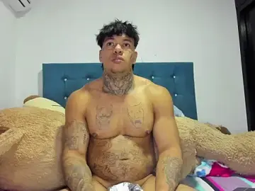 Stripchat Free Live Porn of daamonxxx19