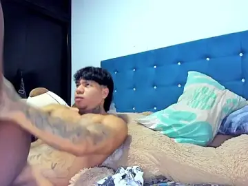 Stripchat Free Live Porn of daamonxxx19